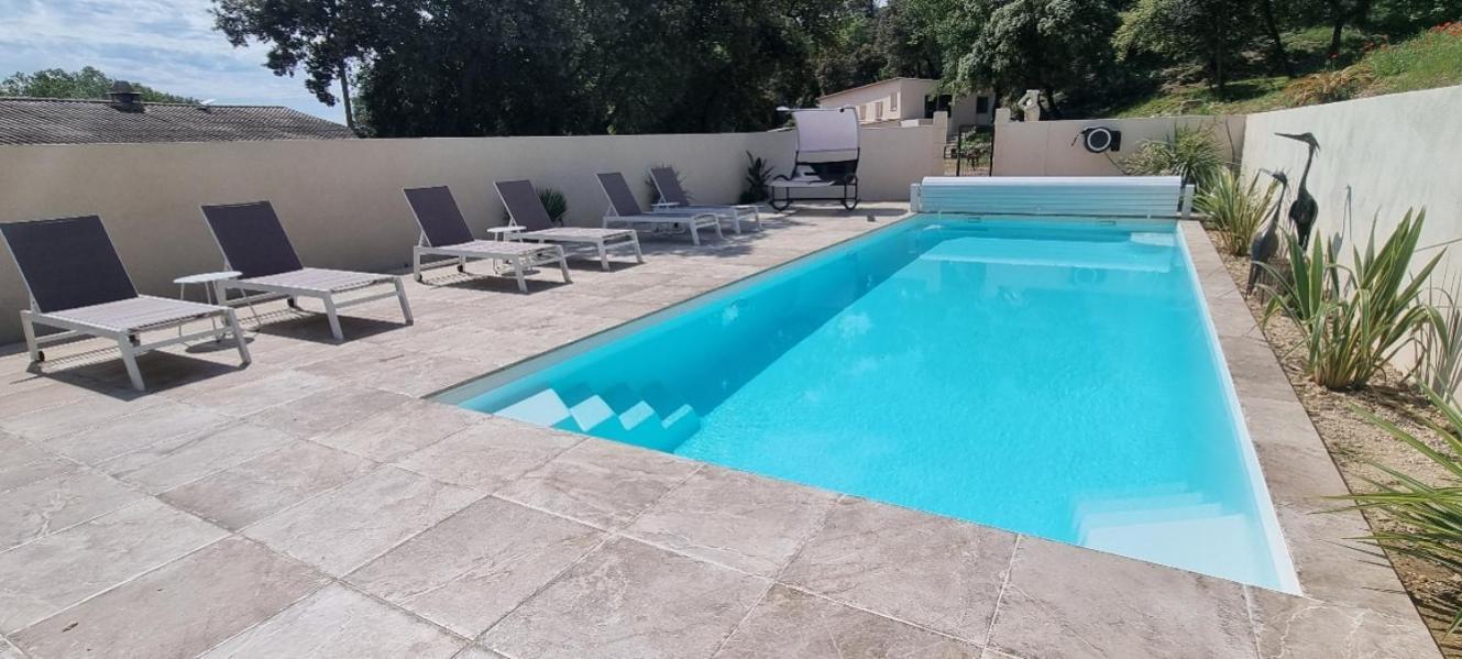 Les Bois De Zola Entre Provence Et Luberon Aparthotel Saint-Esteve-Janson Kamer foto