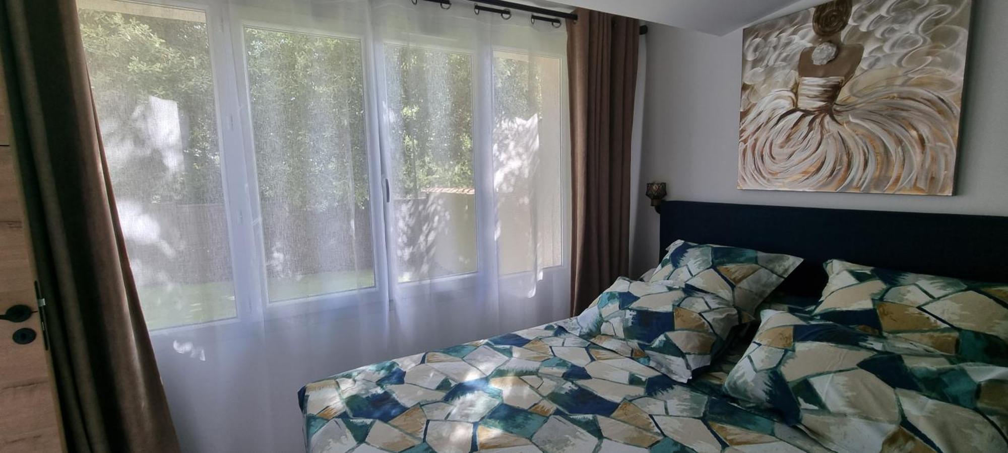 Les Bois De Zola Entre Provence Et Luberon Aparthotel Saint-Esteve-Janson Buitenkant foto